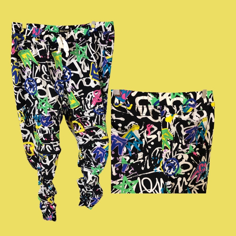 Like an Angel Women’s 2X Leggings/Pants with Graffiti Print